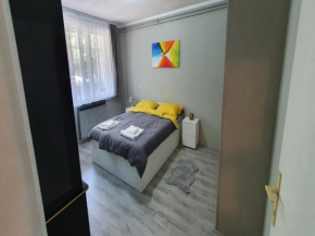 Apartment Mint